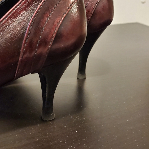SIMARD Lumusi Wine Color Pointed Toe Heel IT 37 B / US 6.5 - Picture 6 of 7